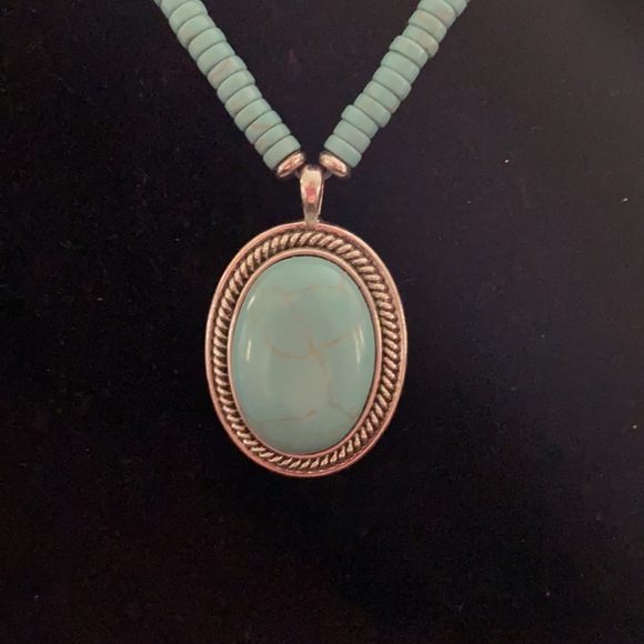 Adjustable Chaps necklace - Picture 5 of 5